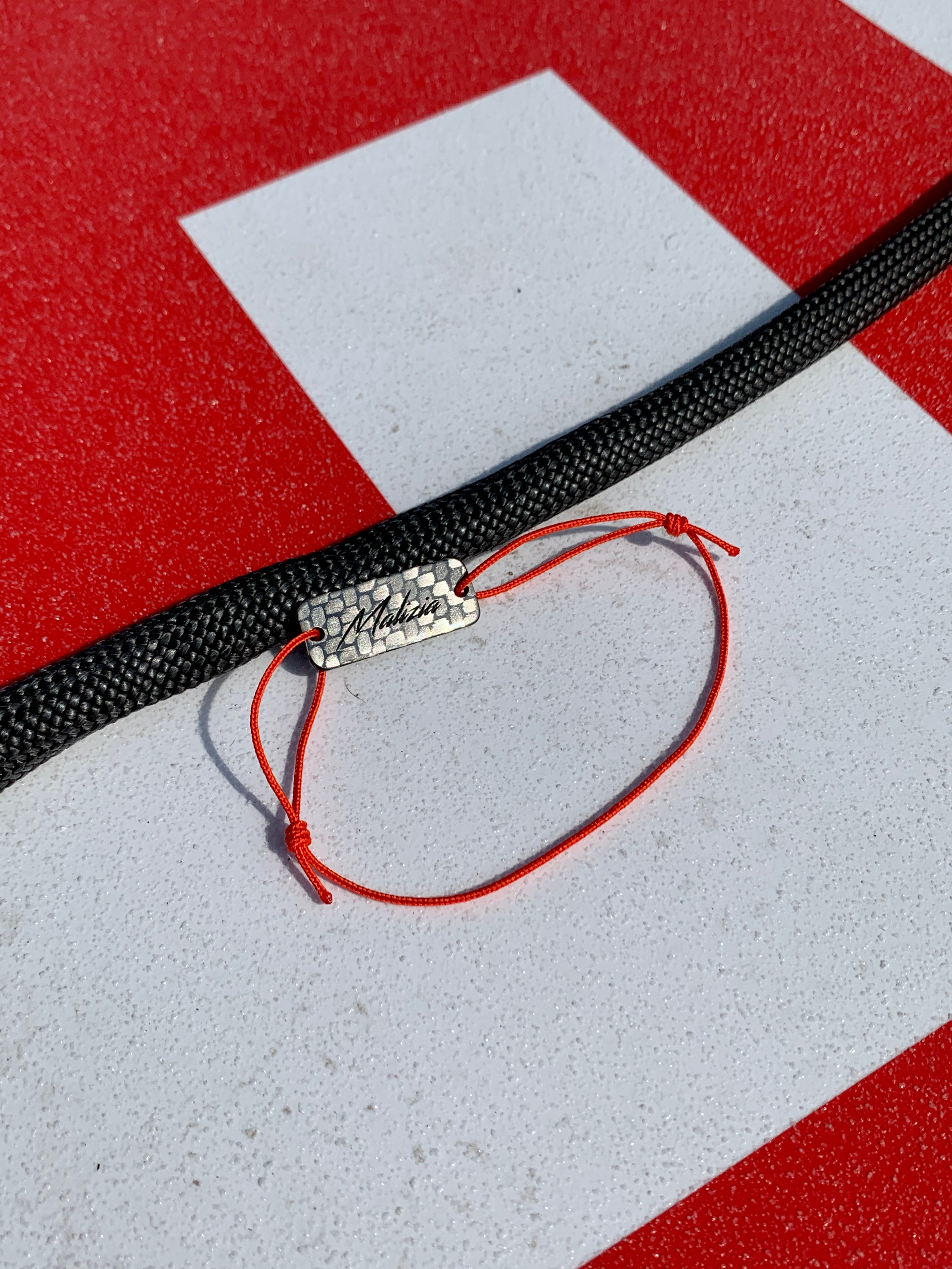 Team Malizia Bracelet Malizia III n°1 - Karbon Creations